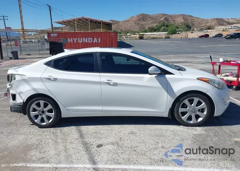 2013 Hyundai Elantra Limited z USA, uszkodzony, nr VIN 5NPDH4AE7DH233314